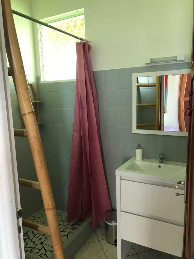 Appartement Le repaire des Caraïbes à Trois-Rivières Extérieur photo